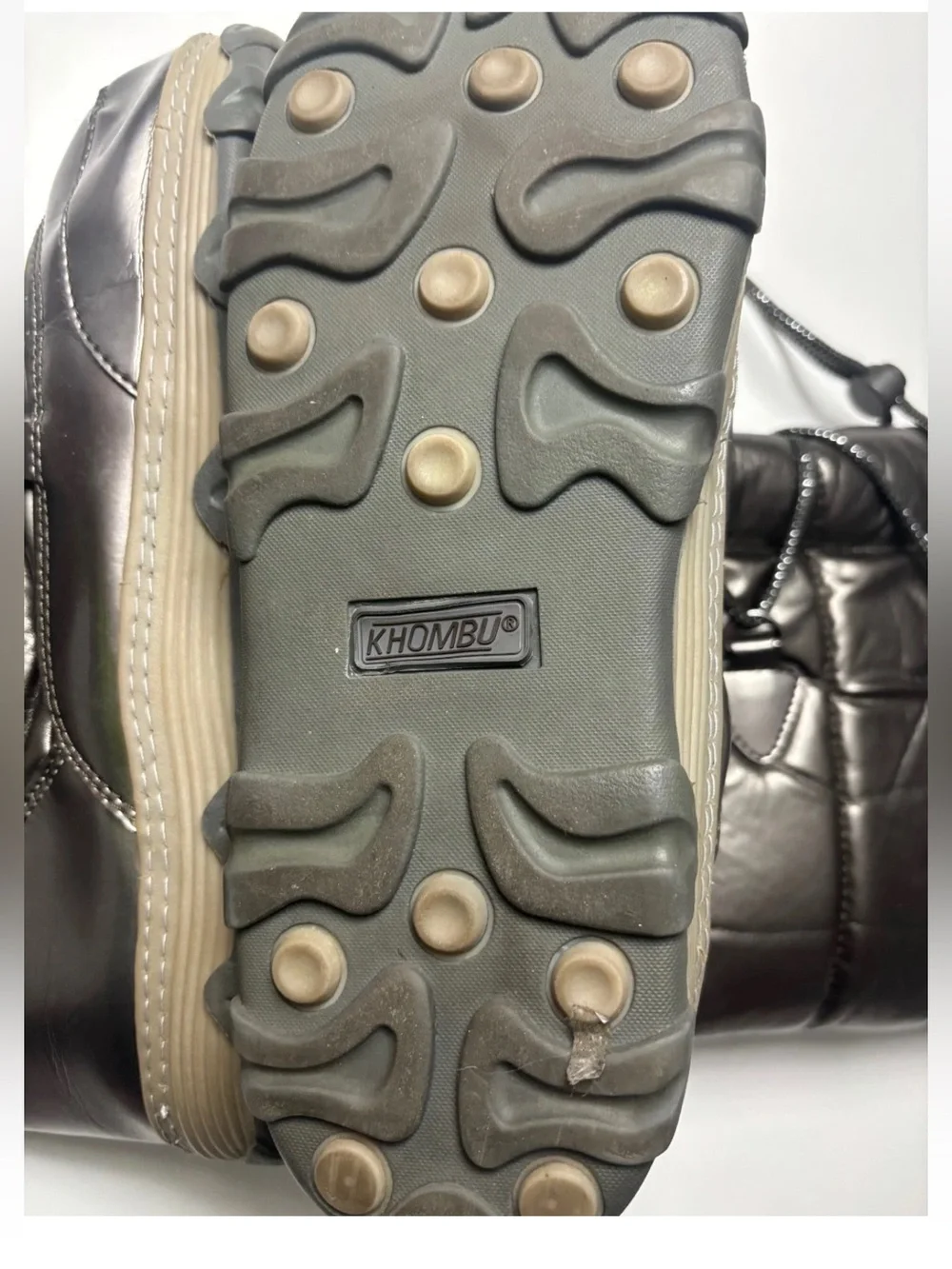 Khombu shiny pewter